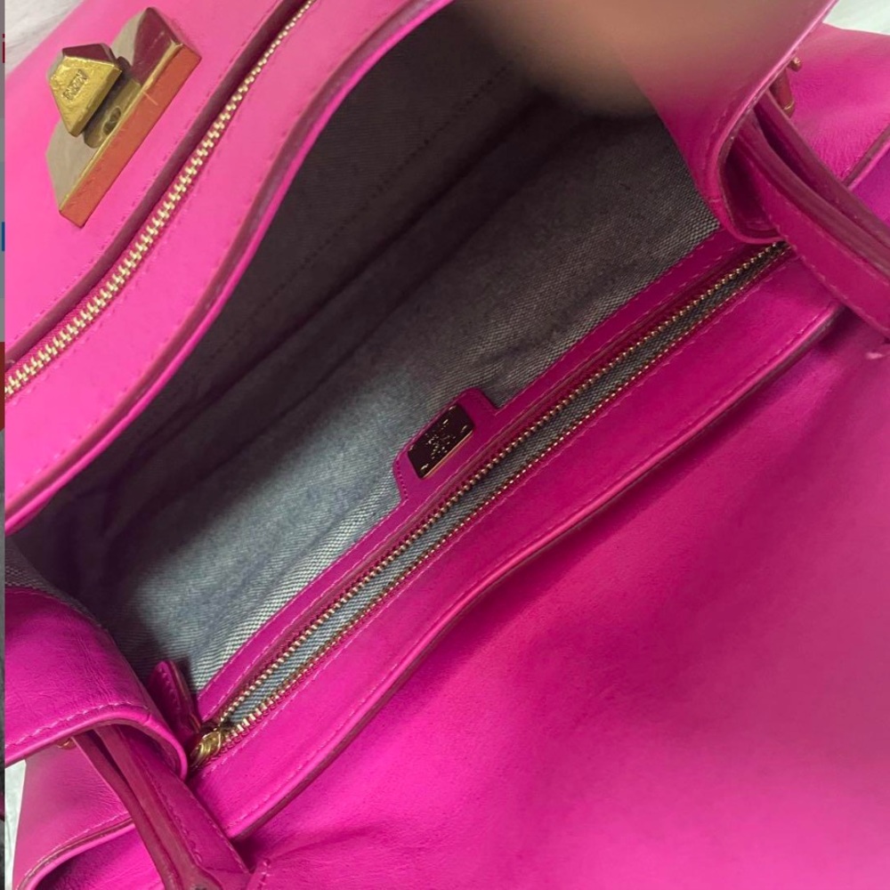 MCM Bold Pink Shoulder Bag - Picture 8 of 10